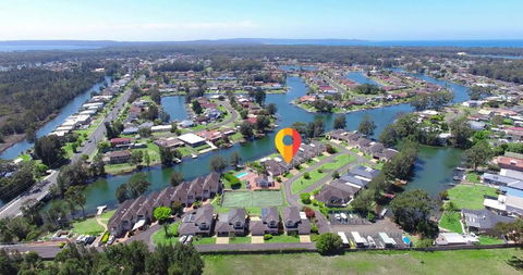 Waterfront Getaway In Sussex - Tourism Brisbane 0