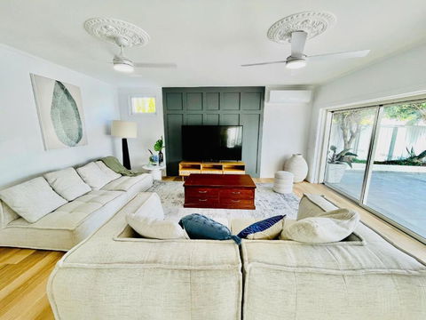 Waterfront Home In Heart Of Surfers Paradise - Tourism Brisbane 2