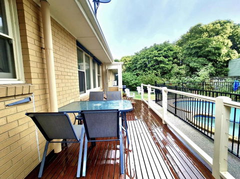 Waterfront Quiet Stay Off Geelong & Avalon Airport - Tourism Brisbane 3