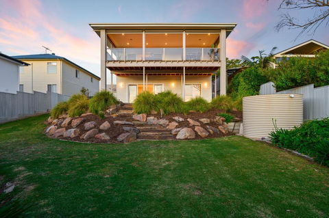 Wauwa-ana - Moana - C21 SouthCoast Holidays - Tourism Brisbane 3