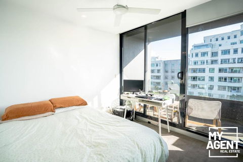 Wonderful Port Melbourne 2 Bedroom - Sleeps 4 - Tourism Brisbane 1