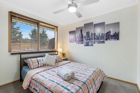 Woodgrove Penthouse - 36 Min Drive To MEL Airport - Tourism Brisbane 3