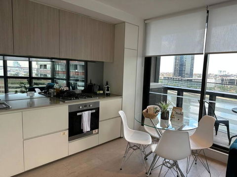 Wyndel Apartments One Bedroom MelCol83809N - Tourism Brisbane 2