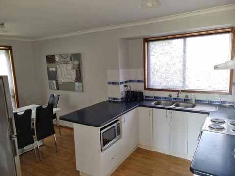 WI -FI- Netflix- Super Comfy 3 Bedroom Home With Massive 21Metre Driveway Space For Boat Or Caravan - Tourism Brisbane 3