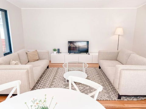 Wren Studio - Private One-Bedroom Studio Nestled In Bushland - Tourism Brisbane 3