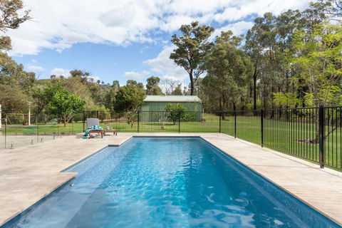 Weetaliba - Country Retreat - Tourism Brisbane 0