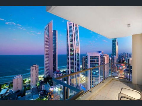 Welcome To A 275m2 Sub-Penthouse With Great Ocean - Tourism Brisbane 0
