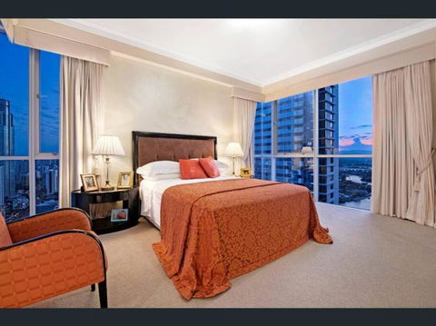 Welcome To A 275m2 Sub-Penthouse With Great Ocean - Tourism Brisbane 3