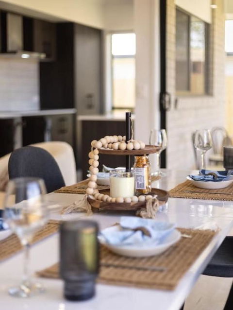 Well-decorated 5BR Family Home - Tourism Brisbane 3