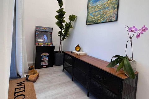 WEST HUB. Private Infrared Sauna Near City & Much More! New Purpose Built Loft Style! - Tourism Brisbane 2