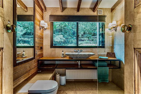 Whitelodge Retreat Sassafras, Mount Dandenong - Tourism Brisbane 1