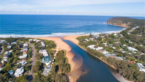 Wisteria Cottage On The Lagoon/Beach - Tourism Brisbane 0