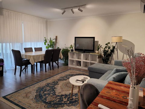 Wollert Ground Floor Apartment- Close To Amenities-Wifi-New Washer & Dryer - Tourism Brisbane 0