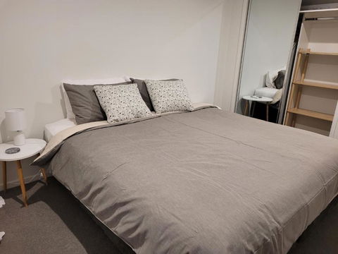 Wollert Ground Floor Apartment- Close To Amenities-Wifi-New Washer & Dryer - Tourism Brisbane 1