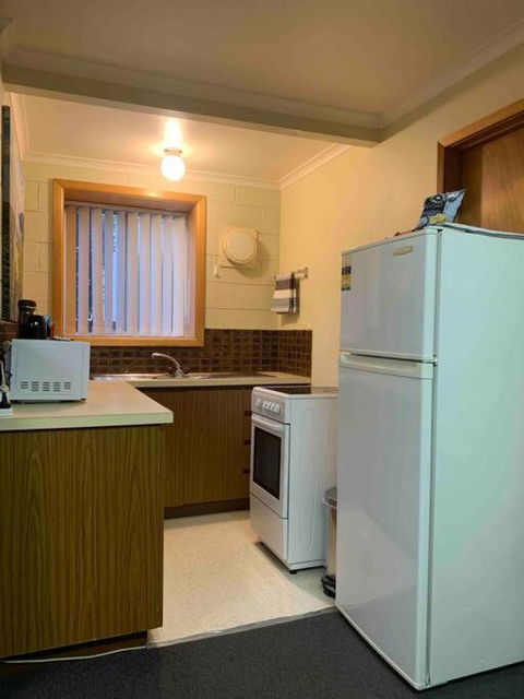 Wombats Den A Warm And Cosy Semi Underground Retreat - Tourism Brisbane 2