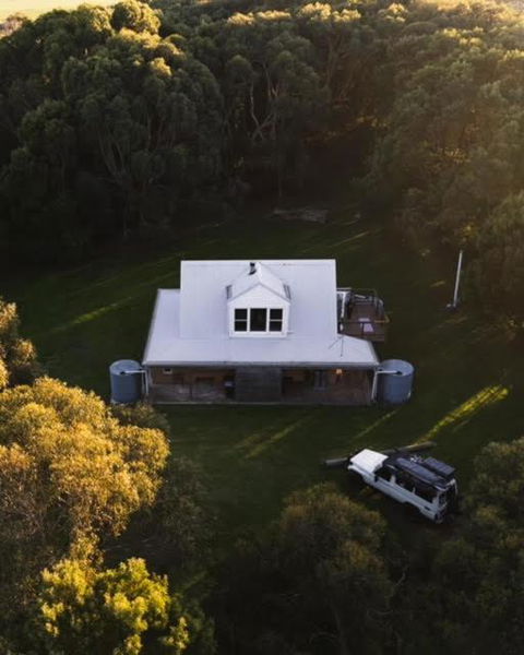 Woodlands By The Sea - Tourism Brisbane 0