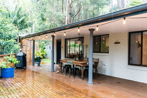 Woodlands Seaside - An Avoca Beach Retreat With Separate Studio - Tourism Brisbane 1