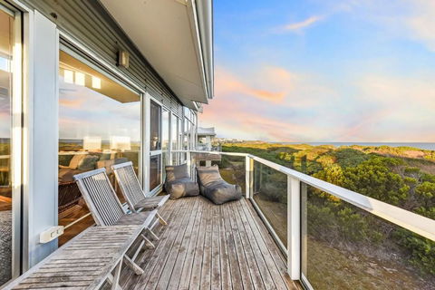 A Surfers Paradise At Chiton Rocks Pets Welcome - Brisbane Tourism 0