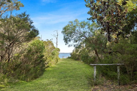 Dargo - Waterfront Retreat - Tourism Brisbane 2