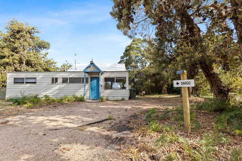 Dargo - Waterfront Retreat - Tourism Brisbane 4