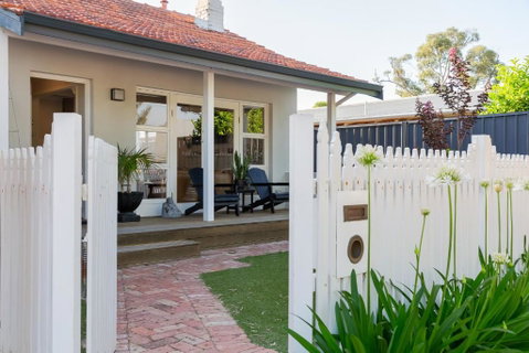 Guildford Cottage By Swan Bnb Management - Brisbane Tourism 0