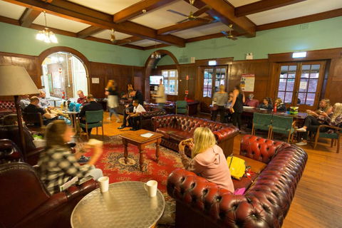 YHA Newcastle Beach - Tourism Brisbane 3