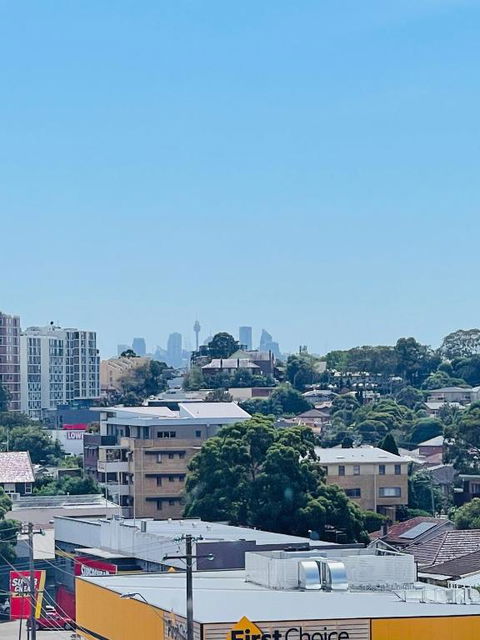 Whole 2 Bedroom Apartment, 2 Br, 1 Living, 3 Double Beds, 1-6 People - Tourism Brisbane 2