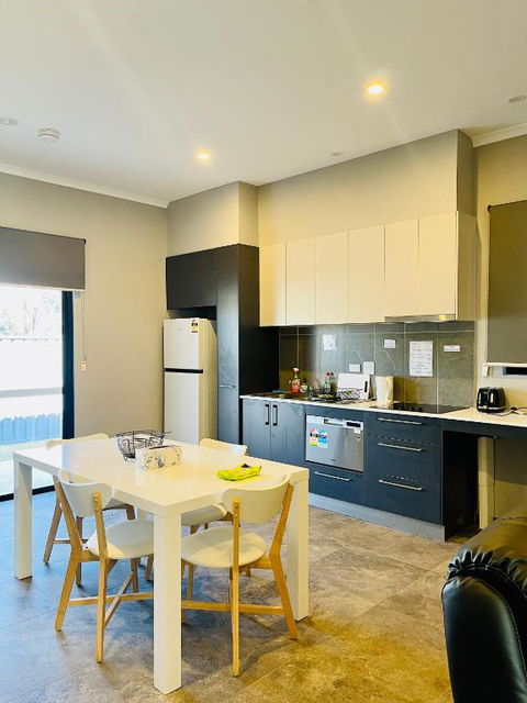 Berrimah Cozy Retreat - Tourism Brisbane 1