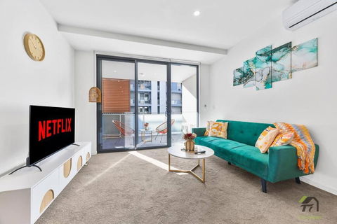 Warm 2 Bedroom Apartment In Wolli Creek - Tourism Brisbane 0