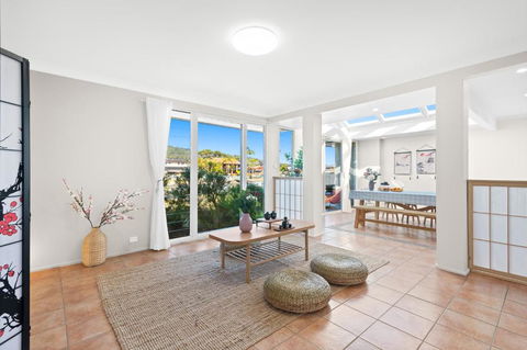 Water Front 3B Leisure House St Hubert Island - Tourism Brisbane 1