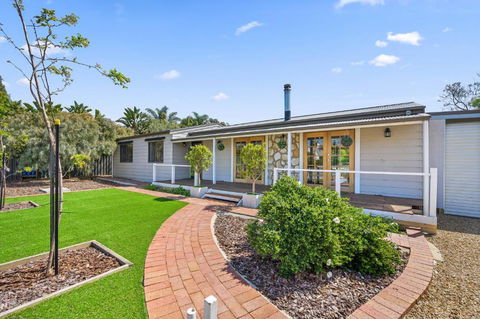 Yankavilla - Yankalilla - C21 SouthCoast Holidays - Tourism Brisbane 0