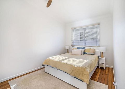 Yaringa -13 Seaview Street SWR- Full Linen Provided - Tourism Brisbane 2