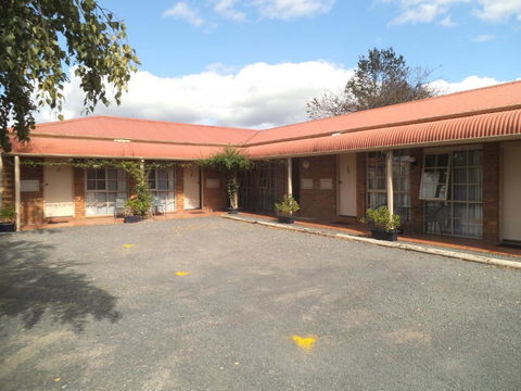 Yarragon Motel - Tourism Brisbane 2