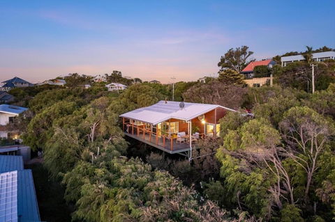 Yarrimbah Holiday Retreat - Tourism Brisbane 1