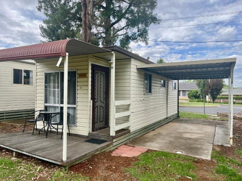 Young Caravan And Tourist Park - Tourism Brisbane 1