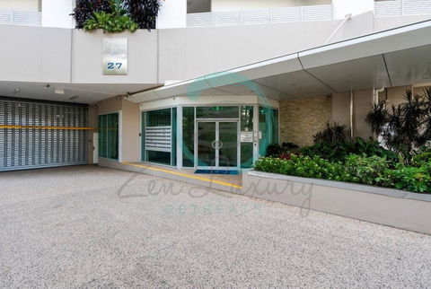 ZEN Tree Blossom: 3-BR Luxury Apt Near Waterfront - Tourism Brisbane 1