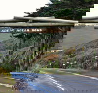 Small-Group Great Ocean Road and Twelve Apostles Full-Day Tour - Tourism Brisbane