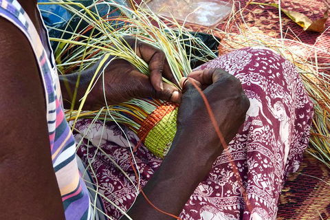 Gay-Wu Woman's 5 Day Yolngu Homeland Tour - Tourism Brisbane 4