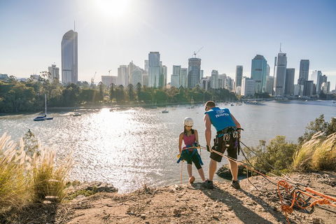 Abseiling The Kangaroo Point Cliffs In Brisbane - Tourism Brisbane 1