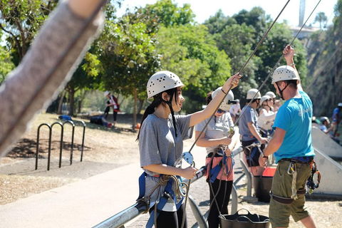 Rock Climbing At The Kangaroo Point Cliffs In Brisbane - Brisbane Tourism 3