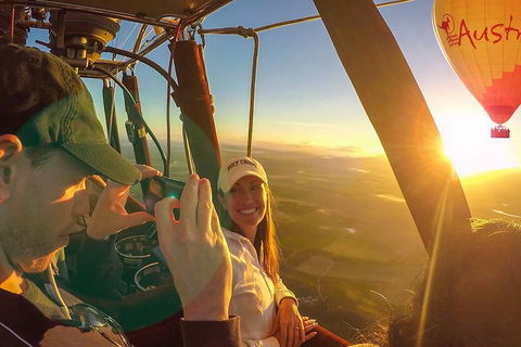 Hot Air Ballooning Tour From Cairns - Tourism Brisbane 1