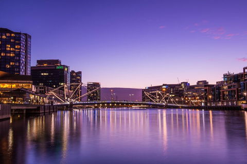 Summer Twilight Cruise On The Yarra River - Tourism Brisbane 5