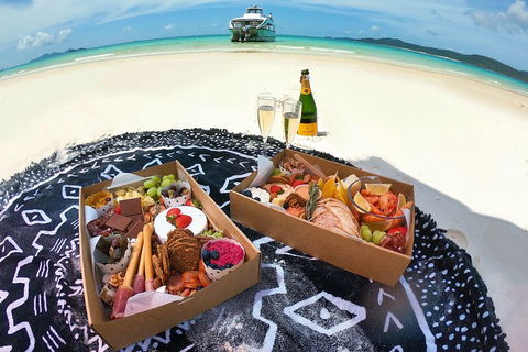 Reef & Whitehaven Landing - Tourism Brisbane 2