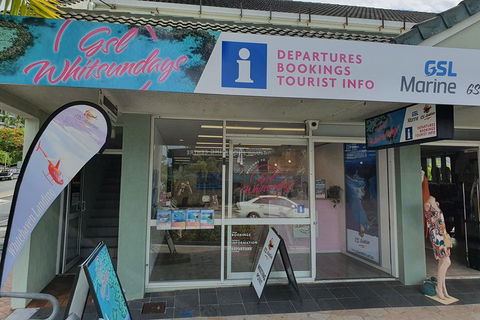 Reef & Whitehaven Landing - Tourism Brisbane 5