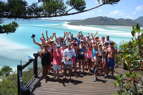 Whitehaven Beach And Hill Inlet | Awesome Beach BBQ | Family Friendly - Tourism Brisbane 1