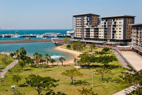 Darwin Shore Excursion: Hop-on Hop-off Bus Tour - Tourism Brisbane 5