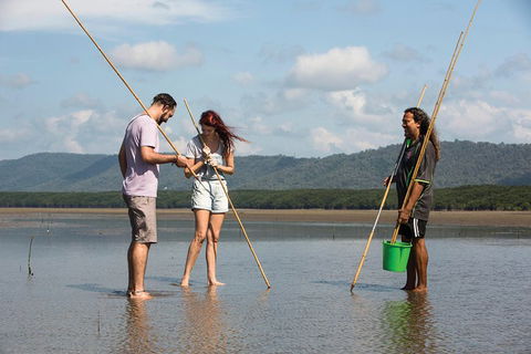 Daintree Dreaming Traditional Aboriginal Fishing From Cairns Or Port Douglas - Tourism Brisbane 1