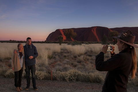 Highlights Of Uluru Including Sunrise And Breakfast - Brisbane Tourism 4