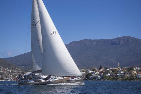 Half-Day Sailing On The Derwent River From Hobart - Brisbane 4u 0