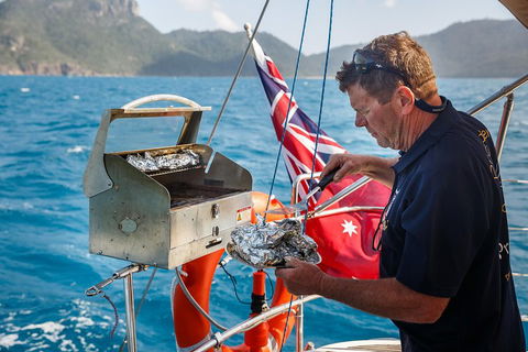 2-Night Cabin Charter Aboard Cruising Yacht Milady - Tourism Brisbane 5